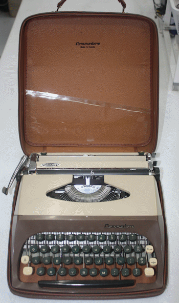 cbm/miscCPUs/typewriterEd-1.gif